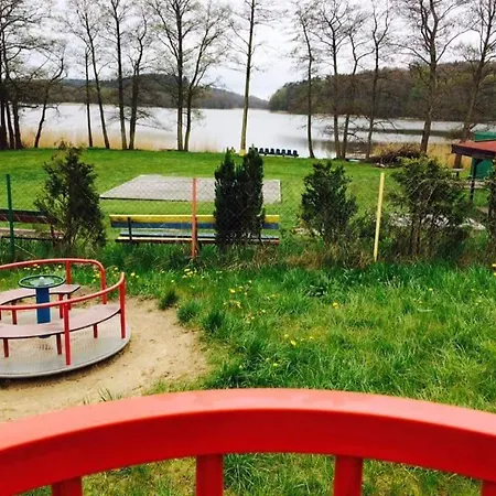 Nad Jeziorem Welle 公寓 Kołczewo