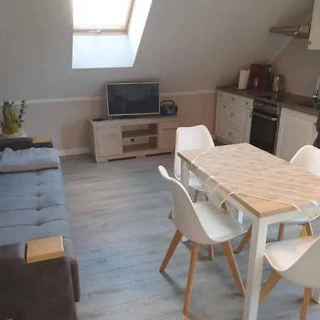 Nad Jeziorem Welle Kołczewo