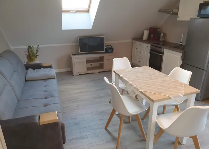 Nad Jeziorem Welle Kolczewo